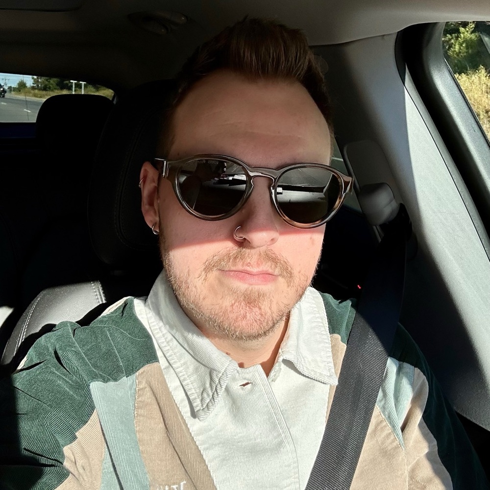 Meet your Posher, Jonathan